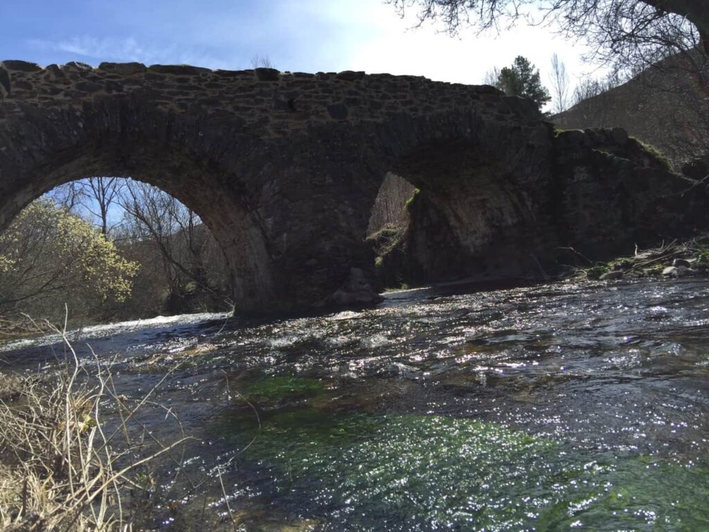puente romano en la provincia de León